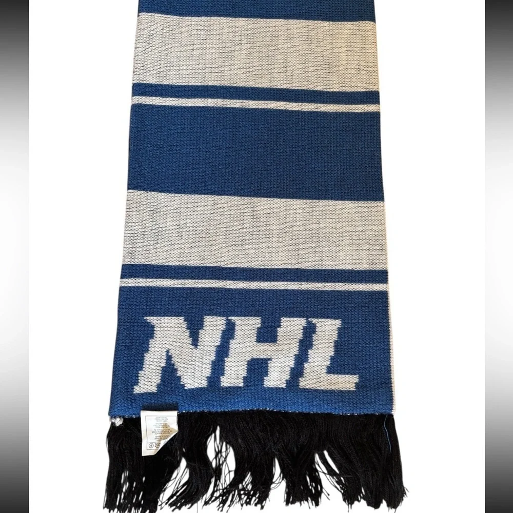 Reebok / NHL Blue and White Winter Classic 100% Acrylic Knit Scarf